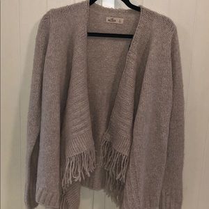 HOLLISTER knit cream colored cardigan